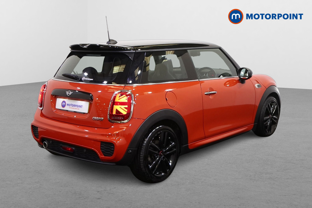 Mini Hatchback Cooper Sport Manual Petrol Hatchback - Stock Number (1578662) - Drivers side rear corner