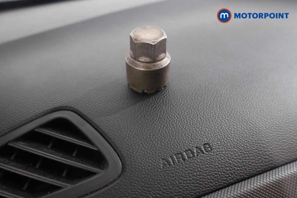 Hyundai I10 Premium Automatic Petrol Hatchback - Stock Number (1578821) - 17th supplementary image
