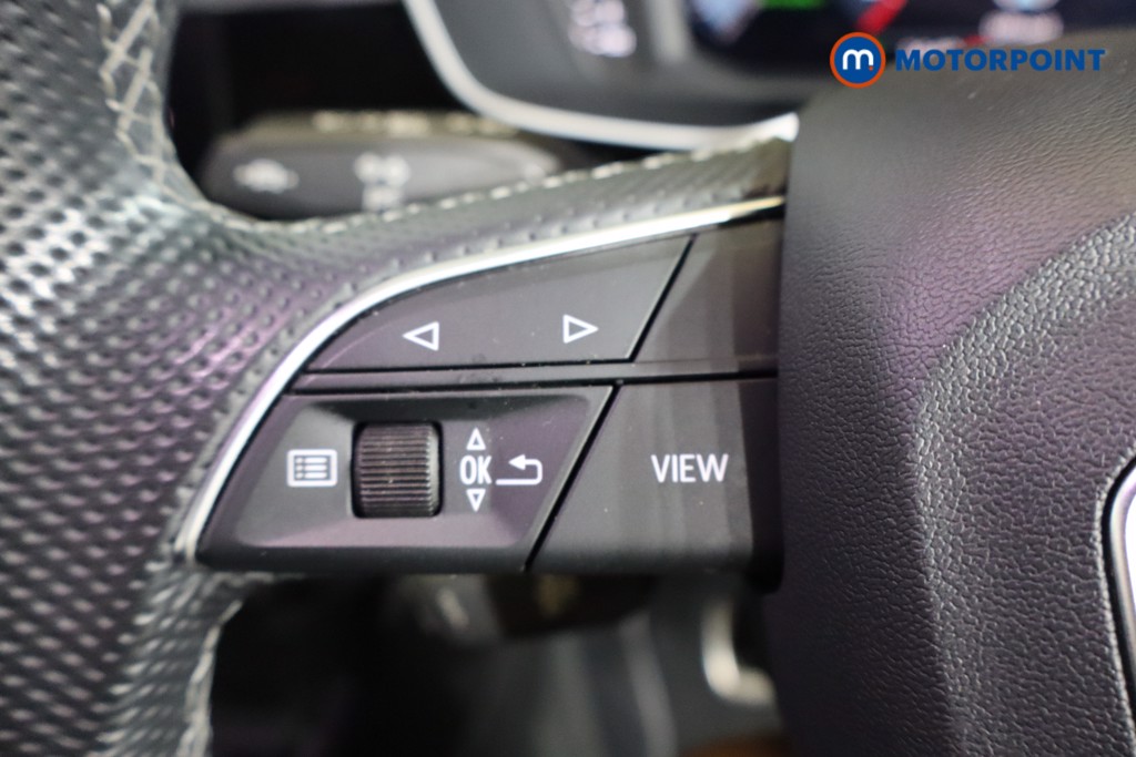 Audi Q3 Black Edition Manual Petrol SUV - Stock Number (1579222) - 13th supplementary image