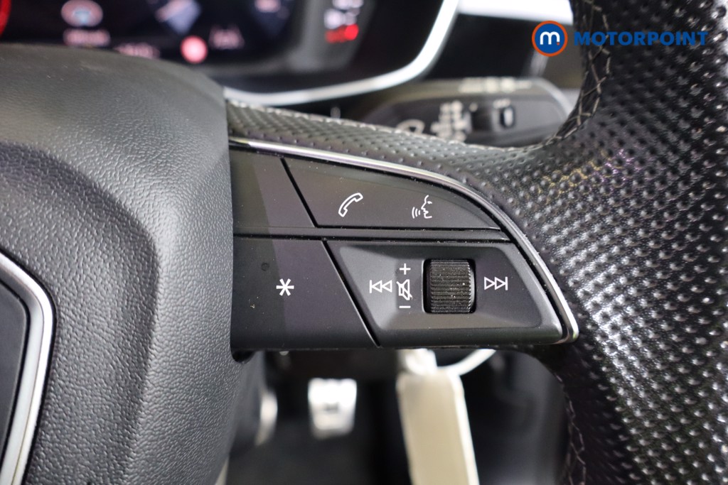 Audi Q3 Black Edition Manual Petrol SUV - Stock Number (1579222) - 14th supplementary image