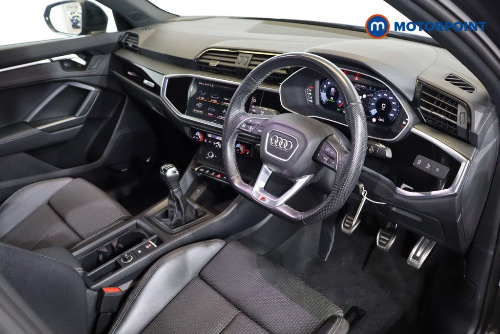 Audi Q3 Black Edition Manual Petrol SUV - Stock Number (1579222) - 1st supplementary image