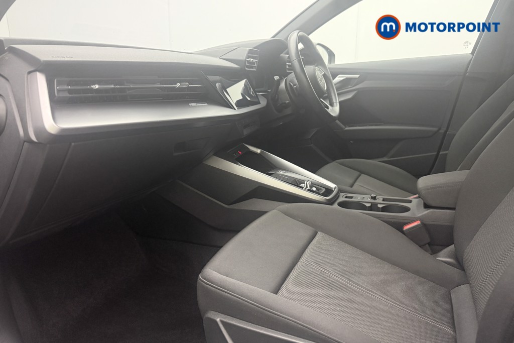 Audi A3 Technik Automatic Diesel Hatchback - Stock Number (1579564) - 11th supplementary image