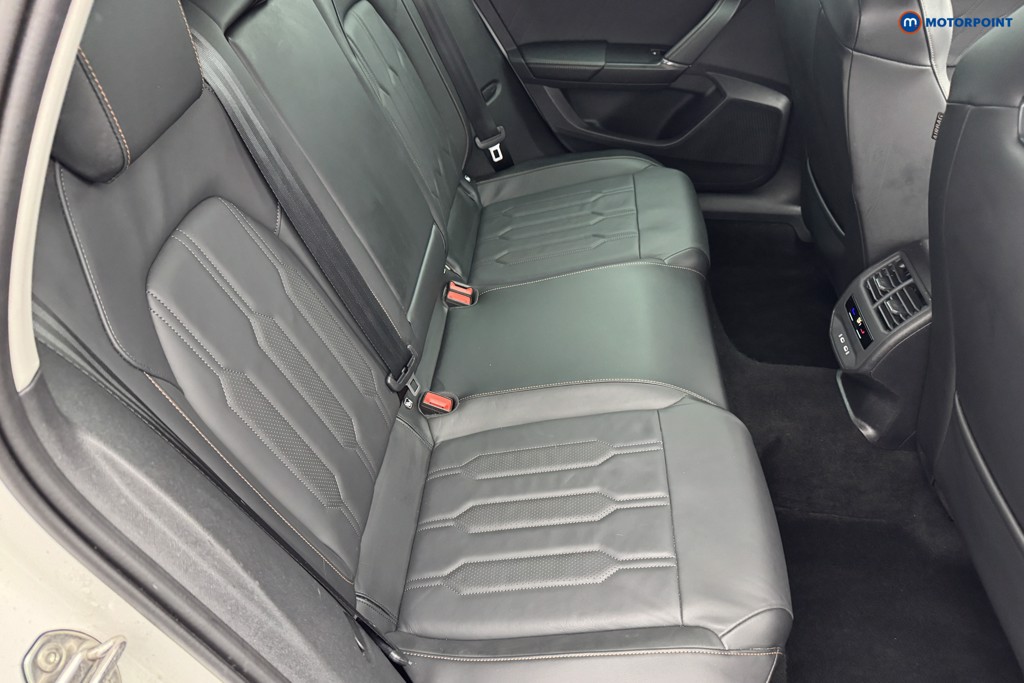 Cupra Formentor V2 Manual Petrol SUV - Stock Number (1579605) - 4th supplementary image