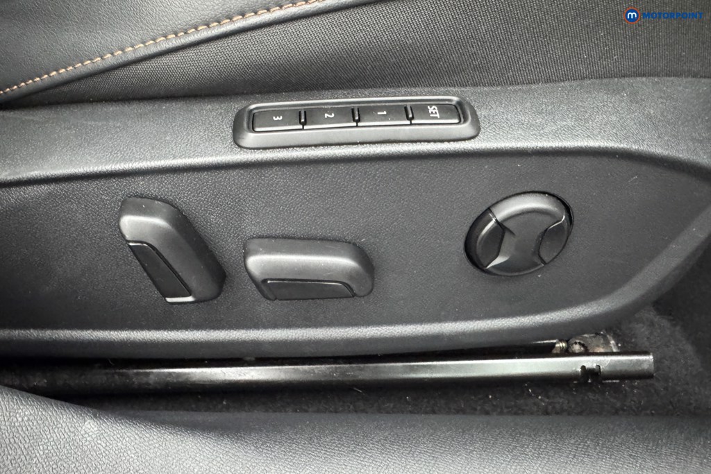 Cupra Formentor V2 Manual Petrol SUV - Stock Number (1579605) - 22nd supplementary image