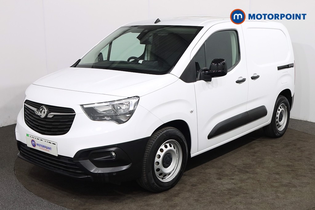 Vauxhall Combo Cargo Dynamic Automatic Electric Panel Van - Stock Number (1579618) - Passenger side front corner