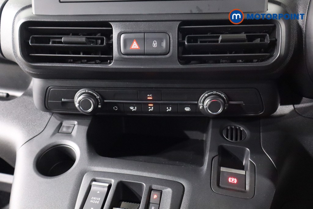 Vauxhall Combo Cargo Dynamic Automatic Electric Panel Van - Stock Number (1579618) - 18th supplementary image