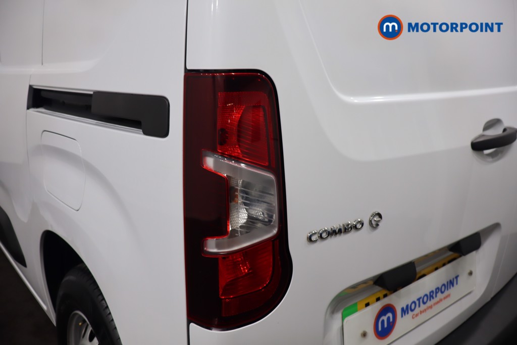Vauxhall Combo Cargo Dynamic Automatic Electric Panel Van - Stock Number (1579618) - 30th supplementary image