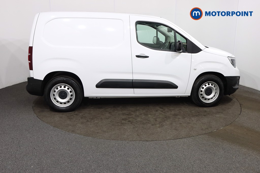 Vauxhall Combo Cargo Dynamic Automatic Electric Panel Van - Stock Number (1579618) - Drivers side