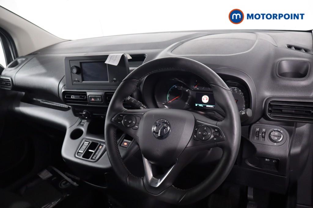 Vauxhall Combo Cargo Dynamic Automatic Electric Panel Van - Stock Number (1579618) - 1st supplementary image