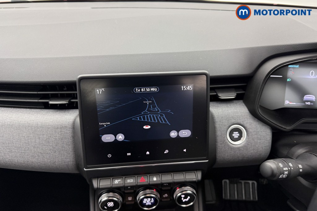 Renault Clio Evolution Manual Petrol Hatchback - Stock Number (1579683) - 2nd supplementary image