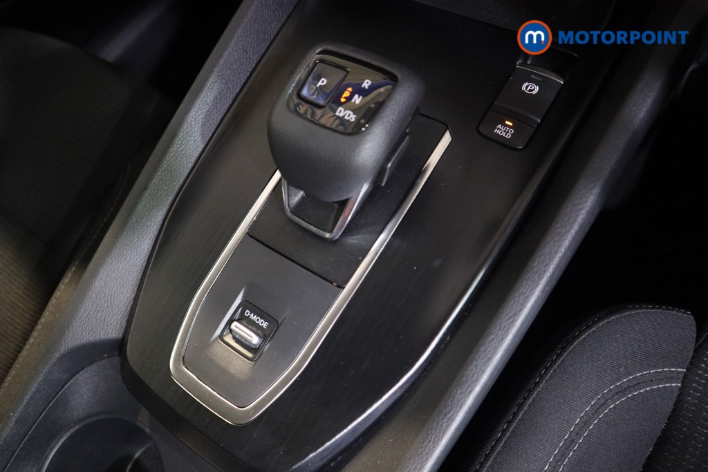 Nissan Qashqai Acenta Premium Automatic Petrol SUV - Stock Number (1579729) - 8th supplementary image