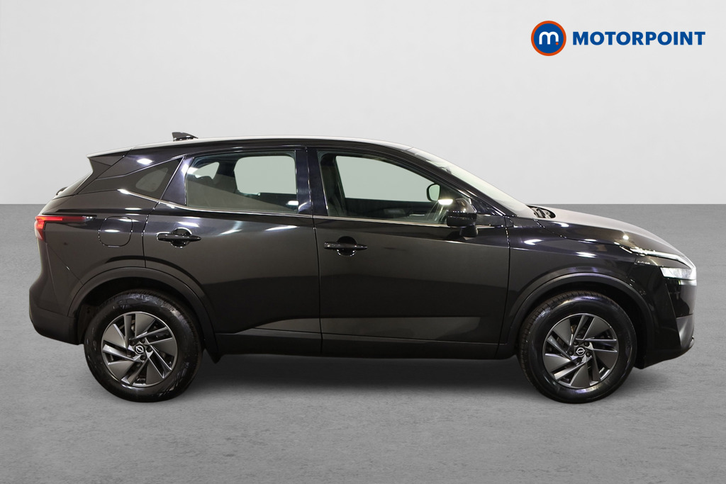 Nissan Qashqai Acenta Premium Automatic Petrol SUV - Stock Number (1579729) - Drivers side