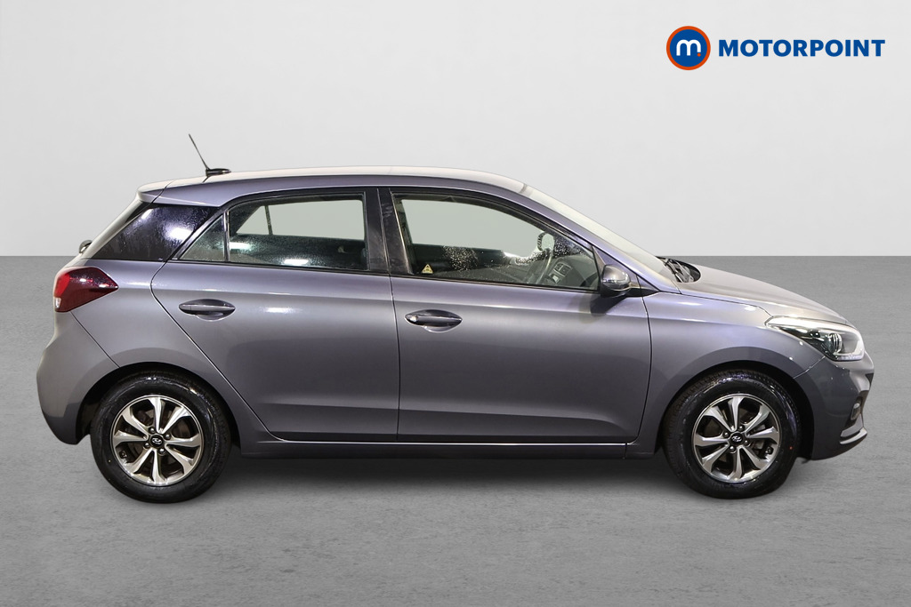 Hyundai I20 SE Manual Petrol Hatchback - Stock Number (1579746) - Drivers side