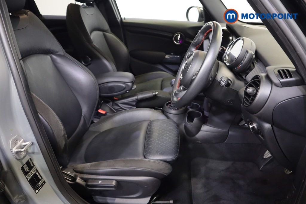 Mini Hatchback Cooper Sport Manual Petrol Hatchback - Stock Number (1579944) - 6th supplementary image