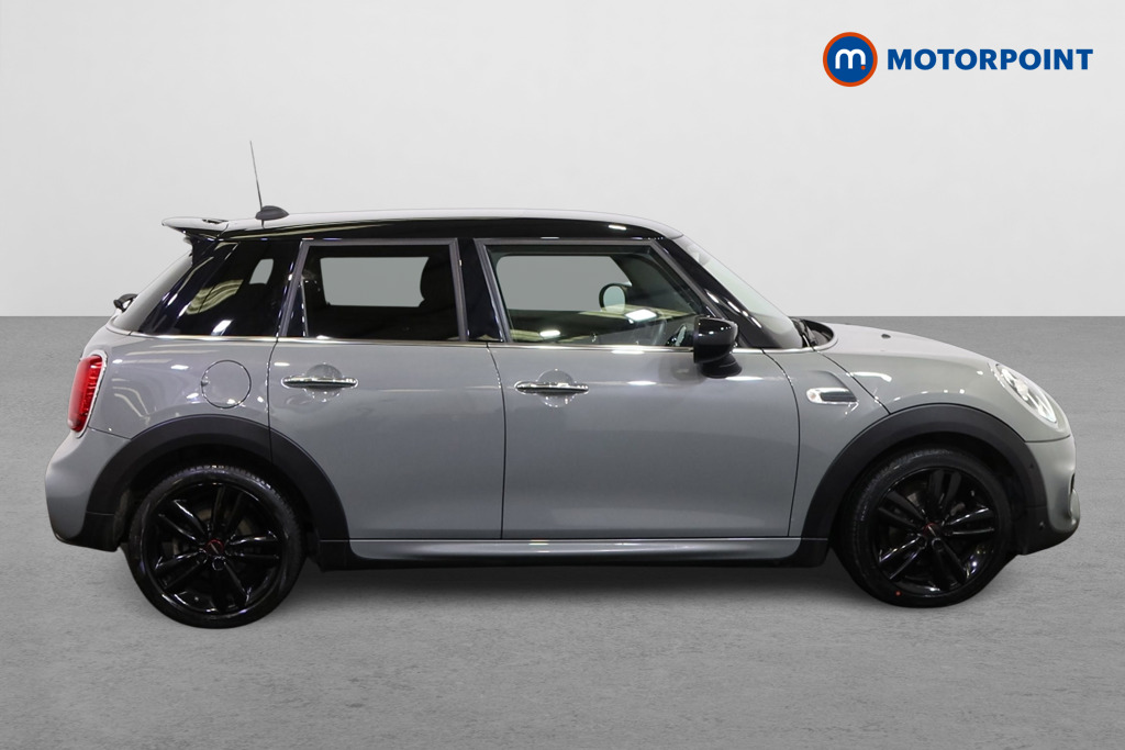 Mini Hatchback Cooper Sport Manual Petrol Hatchback - Stock Number (1579944) - Drivers side