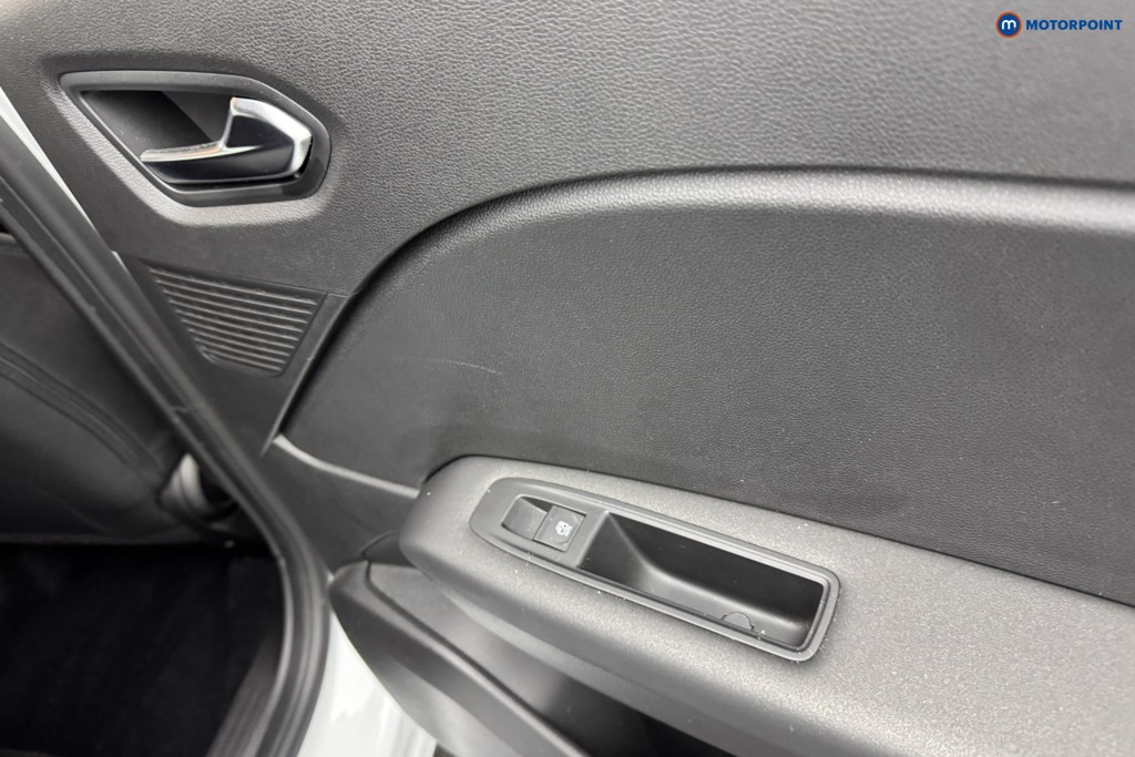 Renault Captur Evolution Manual Petrol SUV - Stock Number (1580589) - 26th supplementary image