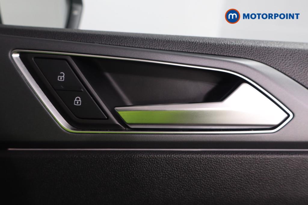 Volkswagen Polo R-Line Automatic Petrol Hatchback - Stock Number (1580814) - 15th supplementary image