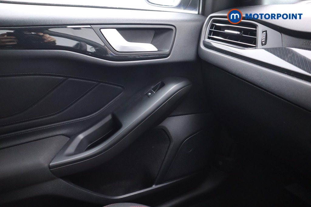 Ford Focus St-Line Edition Manual Diesel Hatchback - Stock Number (1580885) - 13th supplementary image