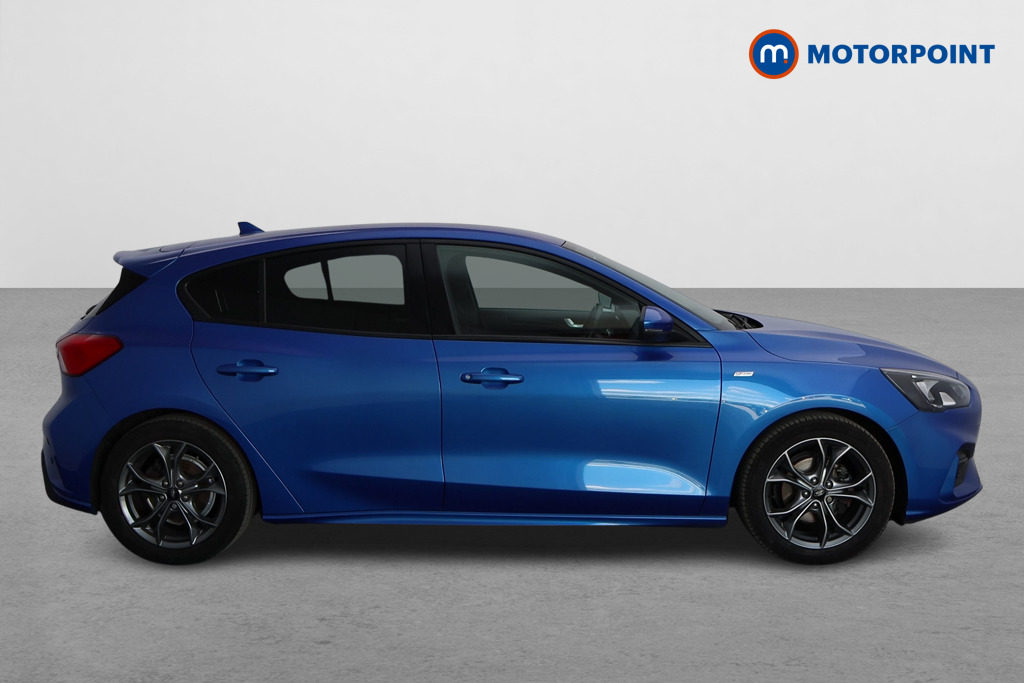 Ford Focus St-Line Edition Manual Diesel Hatchback - Stock Number (1580885) - Drivers side