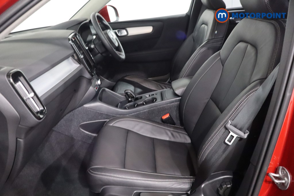 Volvo Xc40 Momentum Automatic Petrol SUV - Stock Number (1581094) - 4th supplementary image