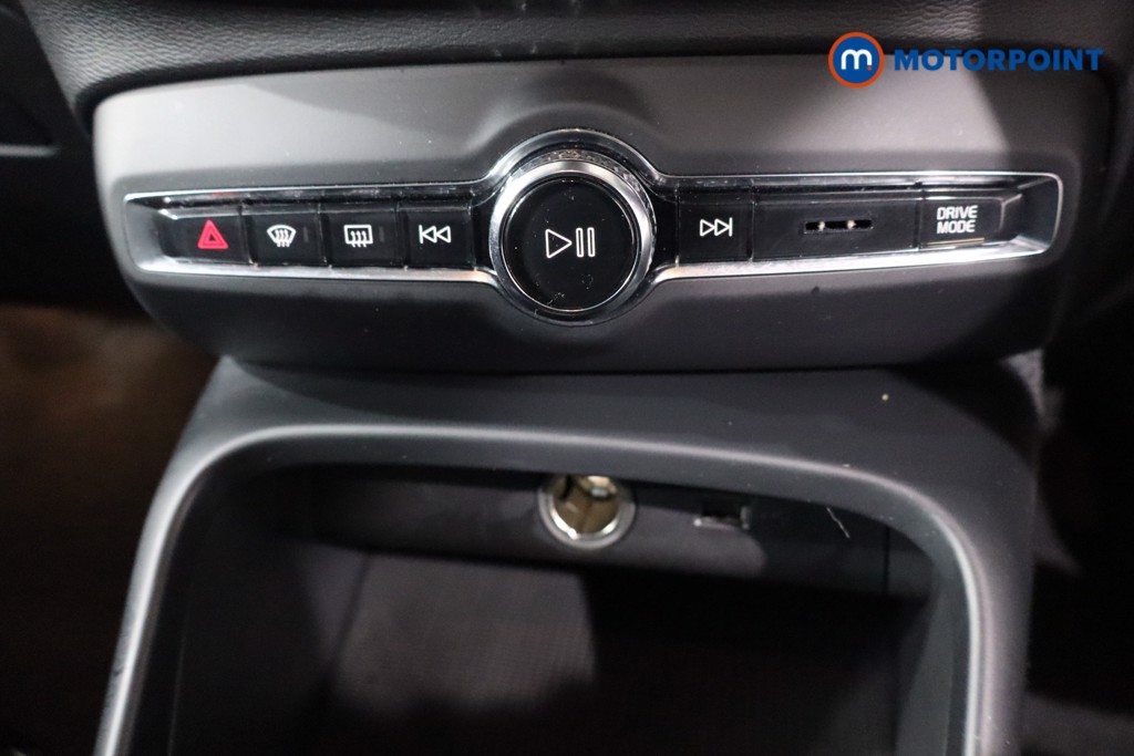 Volvo Xc40 Momentum Automatic Petrol SUV - Stock Number (1581094) - 21st supplementary image