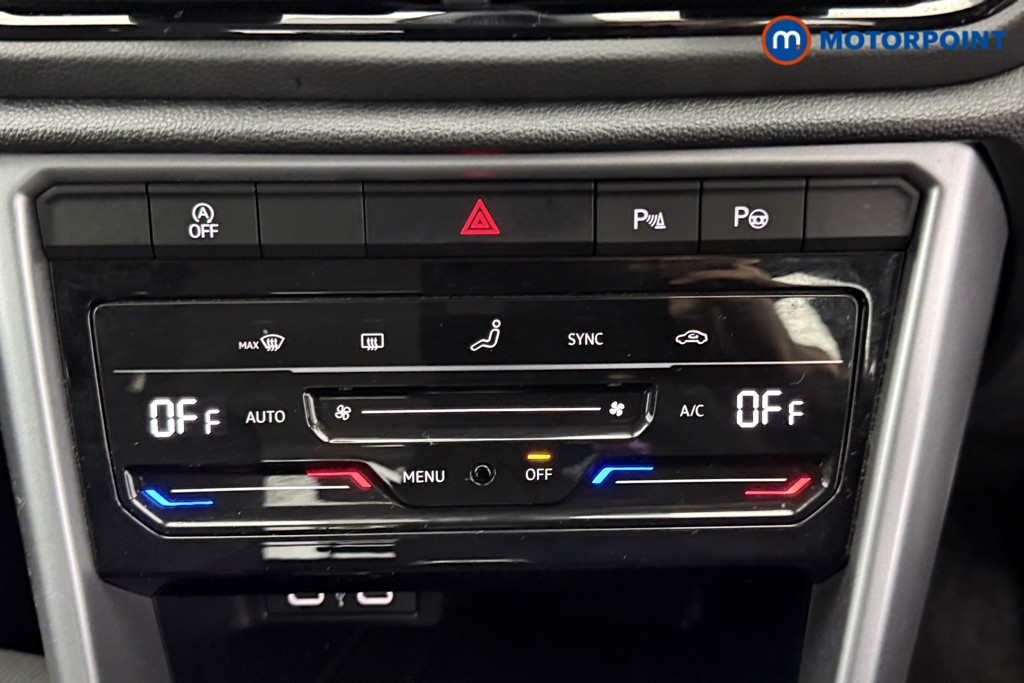 Volkswagen T-Roc Life Automatic Petrol SUV - Stock Number (1581125) - 12th supplementary image