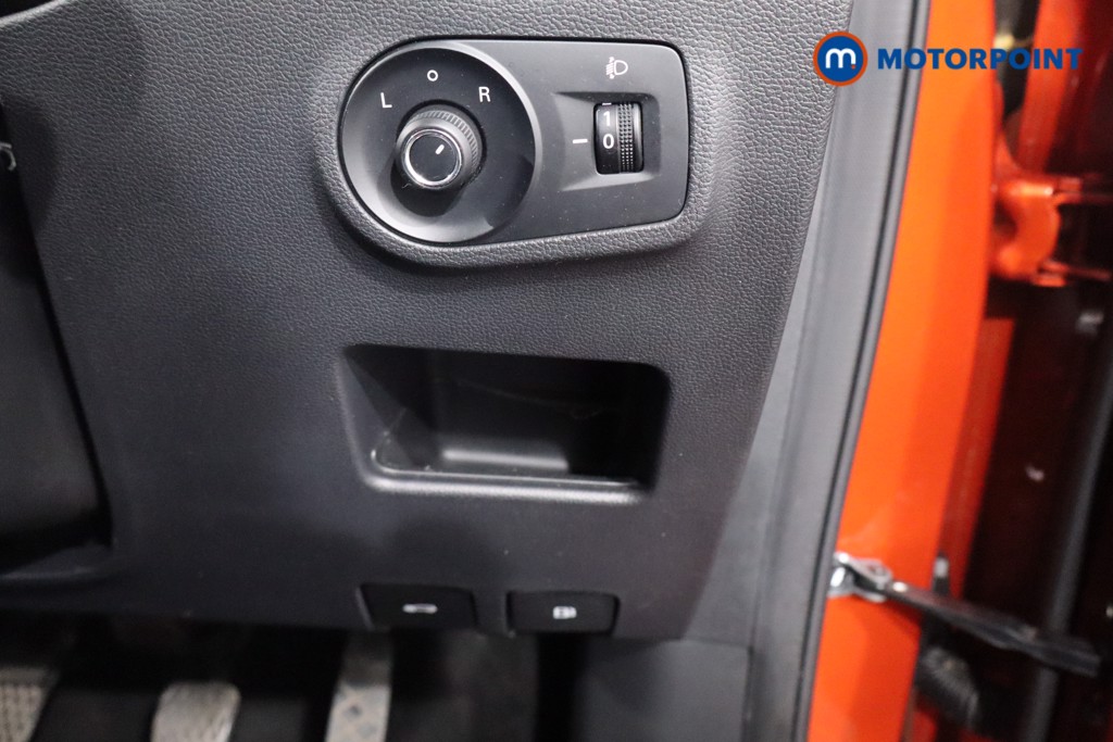 Mg Motor Uk ZS Exclusive Manual Petrol SUV - Stock Number (1581140) - 19th supplementary image