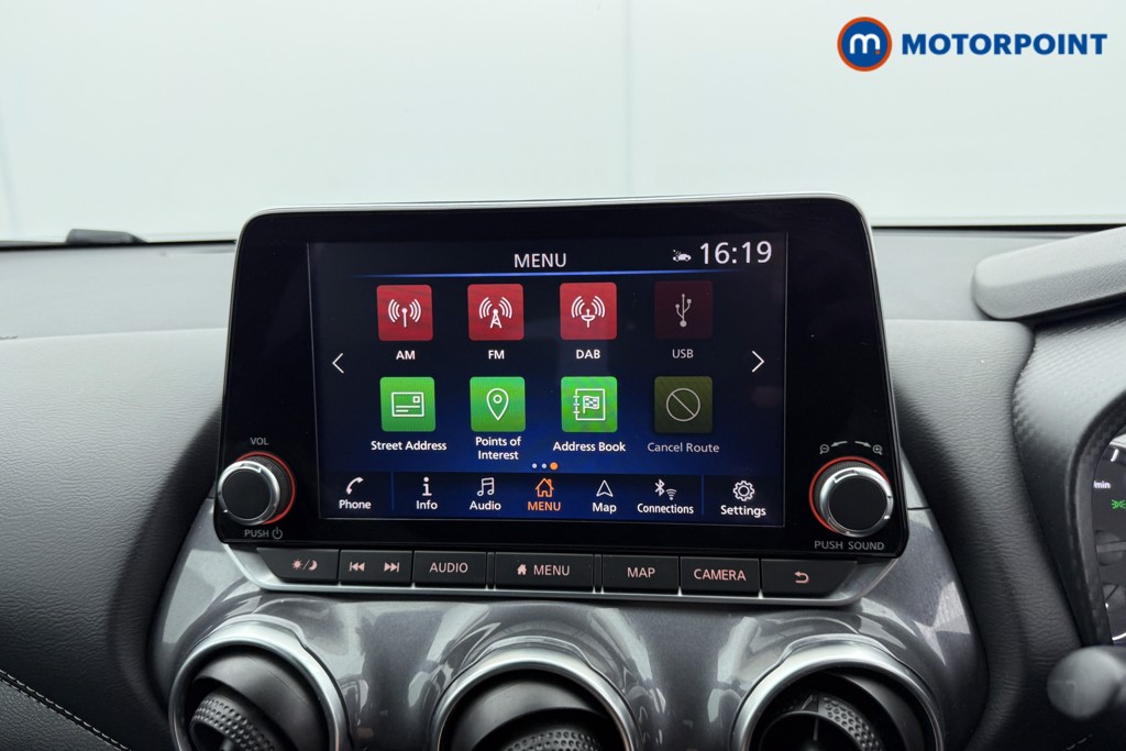 Nissan Juke N-Connecta Manual Petrol SUV - Stock Number (1581373) - 9th supplementary image