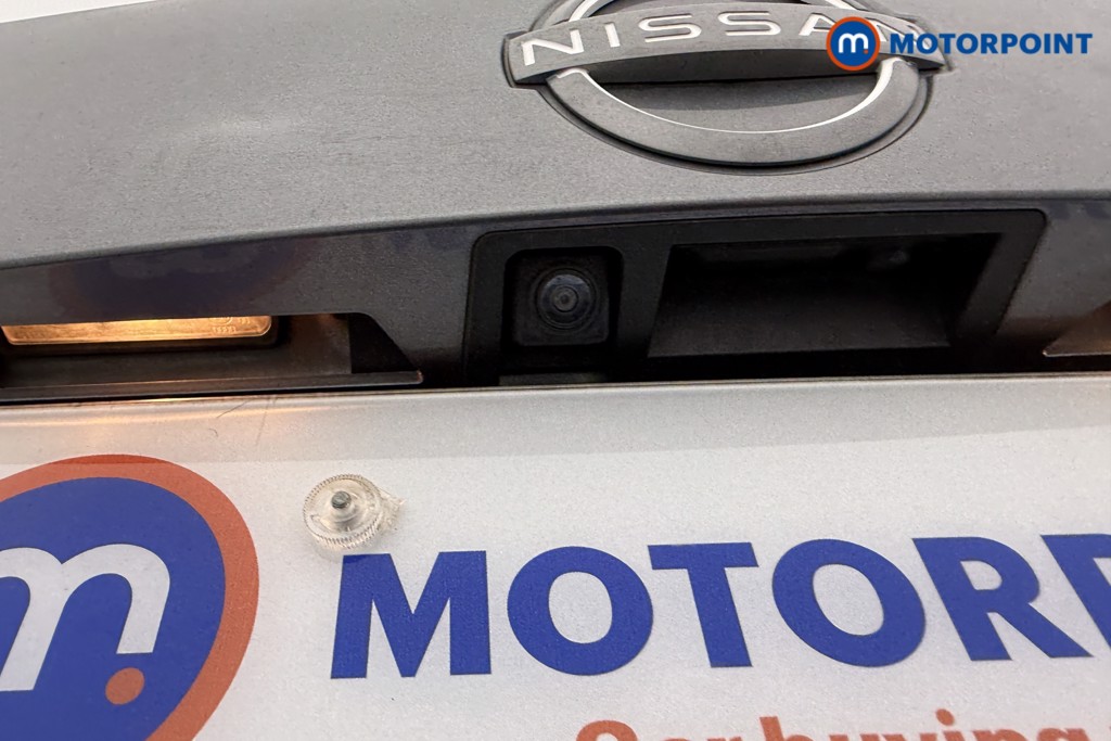 Nissan Juke N-Connecta Manual Petrol SUV - Stock Number (1581373) - 20th supplementary image