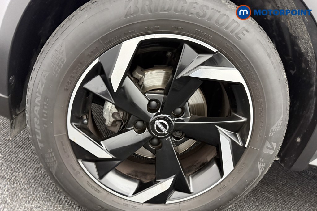 Nissan Juke N-Connecta Manual Petrol SUV - Stock Number (1581377) - 29th supplementary image