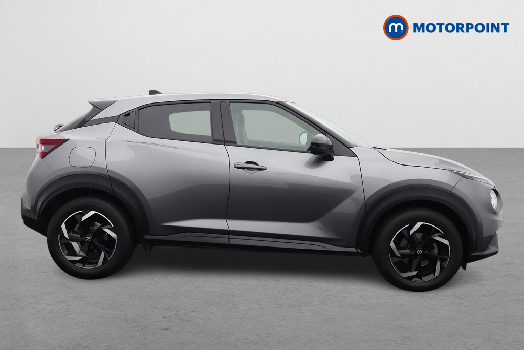 Nissan Juke N-Connecta Manual Petrol SUV - Stock Number (1581377) - Drivers side