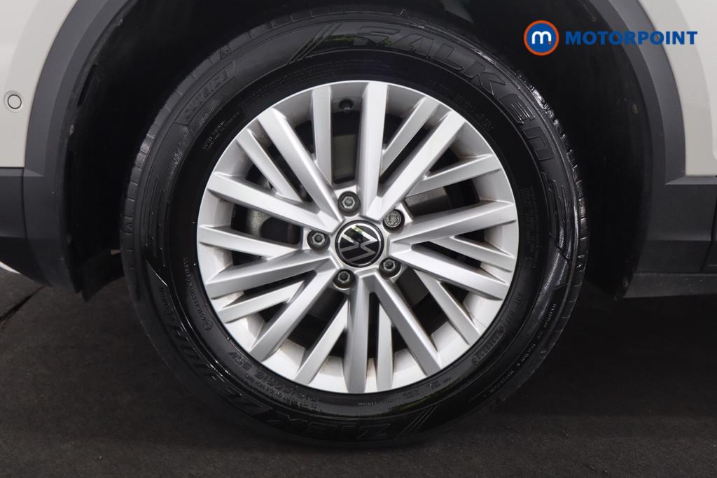Volkswagen T-Roc Life Manual Petrol SUV - Stock Number (1581439) - 23rd supplementary image