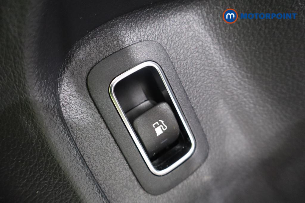 Mercedes-Benz A Class Amg Line Automatic Petrol Plug-In Hybrid Hatchback - Stock Number (1581447) - 15th supplementary image