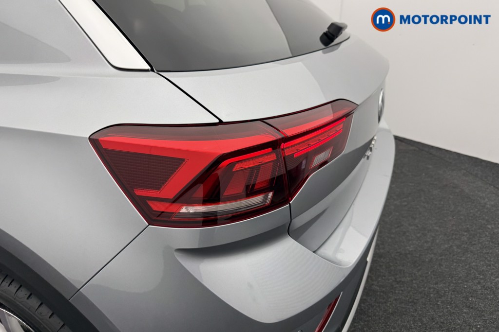 Volkswagen T-Roc Match Manual Petrol SUV - Stock Number (1581646) - 23rd supplementary image