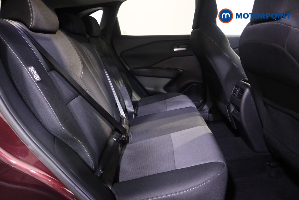 Nissan Qashqai N-Connecta Manual Petrol SUV - Stock Number (1581677) - 12th supplementary image
