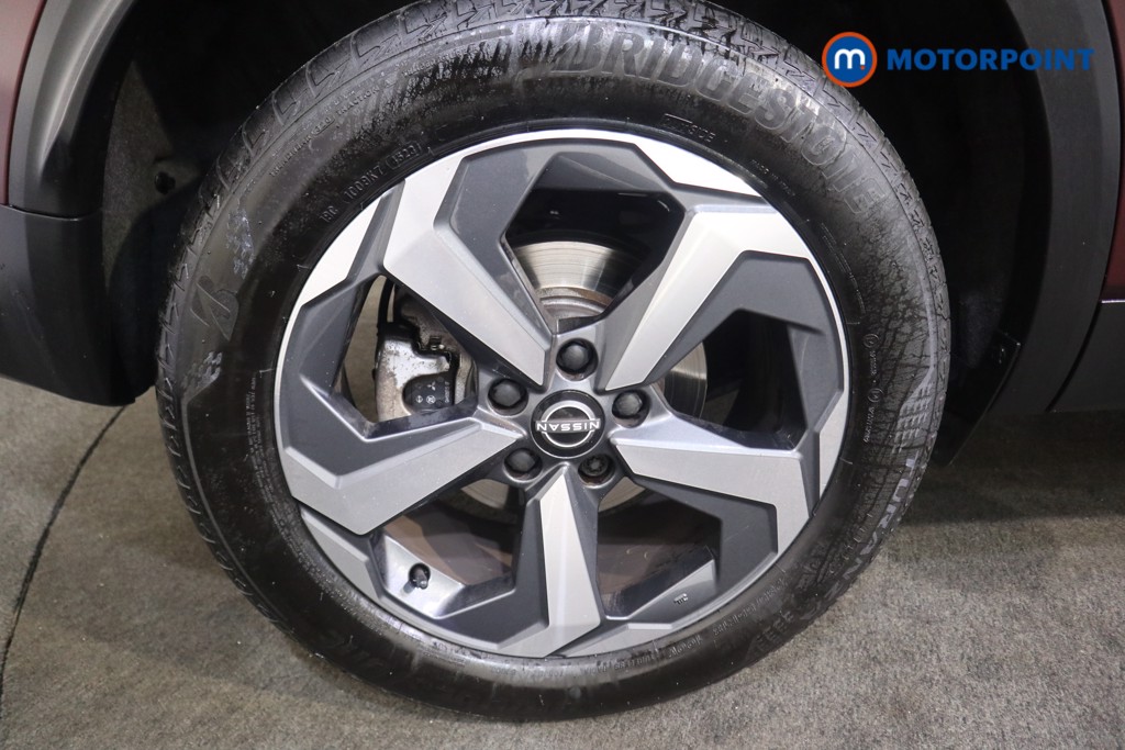 Nissan Qashqai N-Connecta Manual Petrol SUV - Stock Number (1581677) - 14th supplementary image
