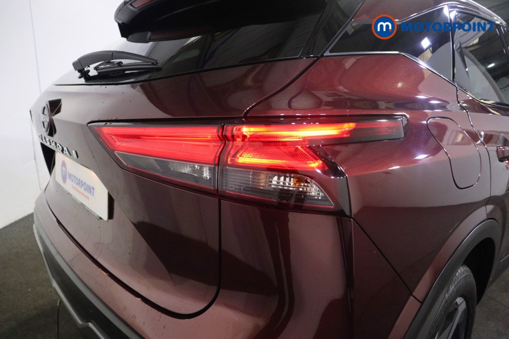 Nissan Qashqai N-Connecta Manual Petrol SUV - Stock Number (1581677) - 21st supplementary image