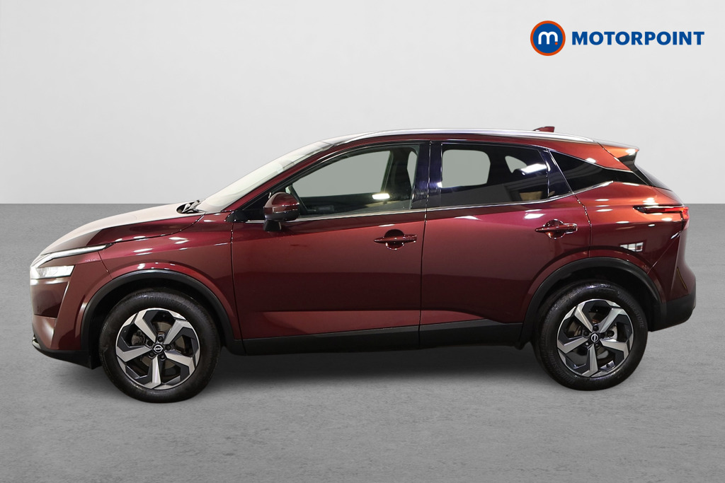 Nissan Qashqai N-Connecta Manual Petrol SUV - Stock Number (1581677) - Passenger side