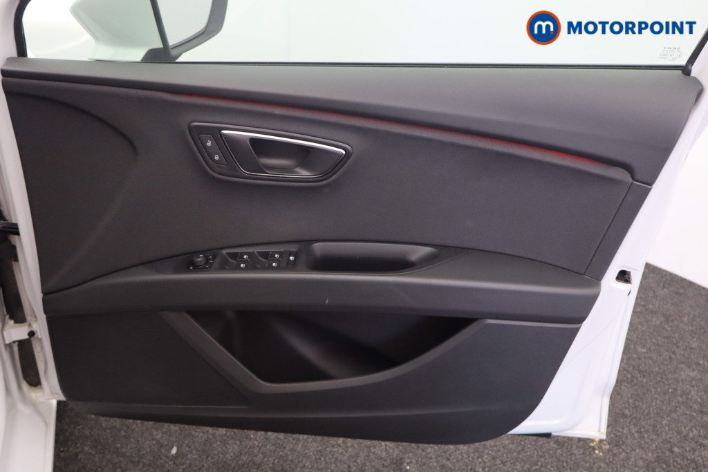 Seat Leon FR Manual Petrol Estate - Stock Number (1581779) - 11th supplementary image