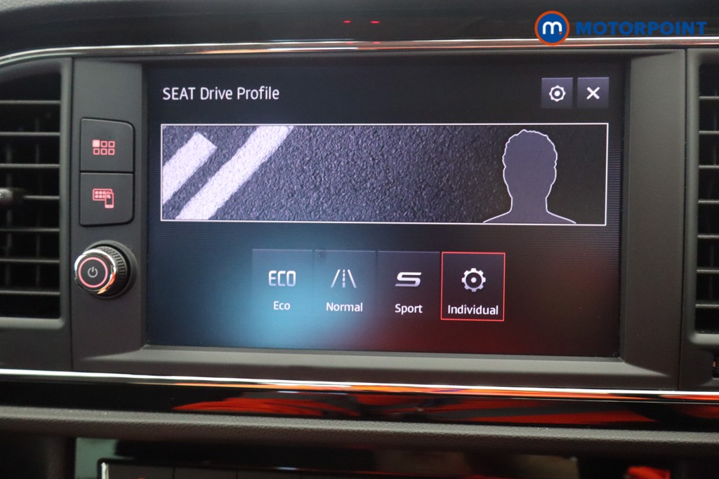 Seat Leon FR Manual Petrol Estate - Stock Number (1581779) - 26th supplementary image