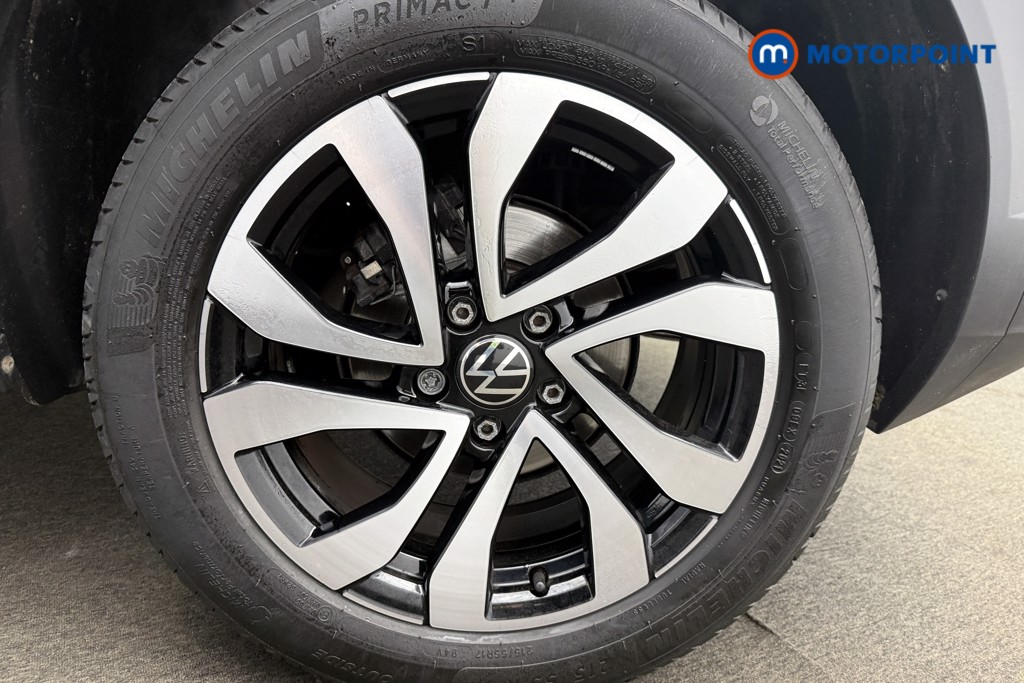 Volkswagen T-Roc Active Automatic Petrol SUV - Stock Number (1581814) - 13th supplementary image