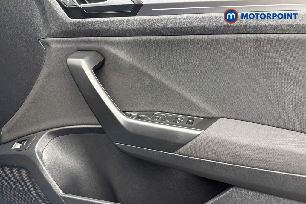 Volkswagen T-Roc Active Automatic Petrol SUV - Stock Number (1581814) - 18th supplementary image