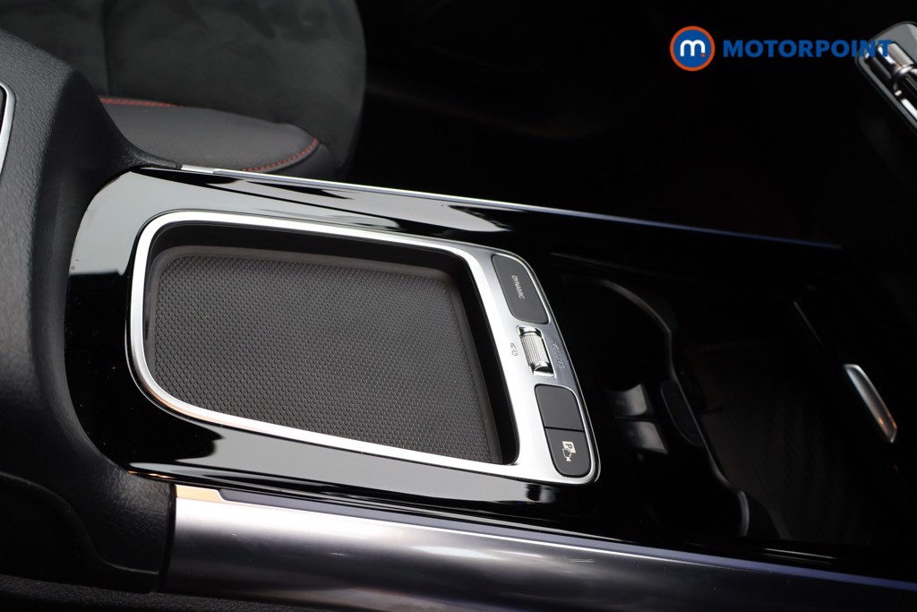 Mercedes-Benz GLA Amg Line Automatic Petrol SUV - Stock Number (1581848) - 7th supplementary image