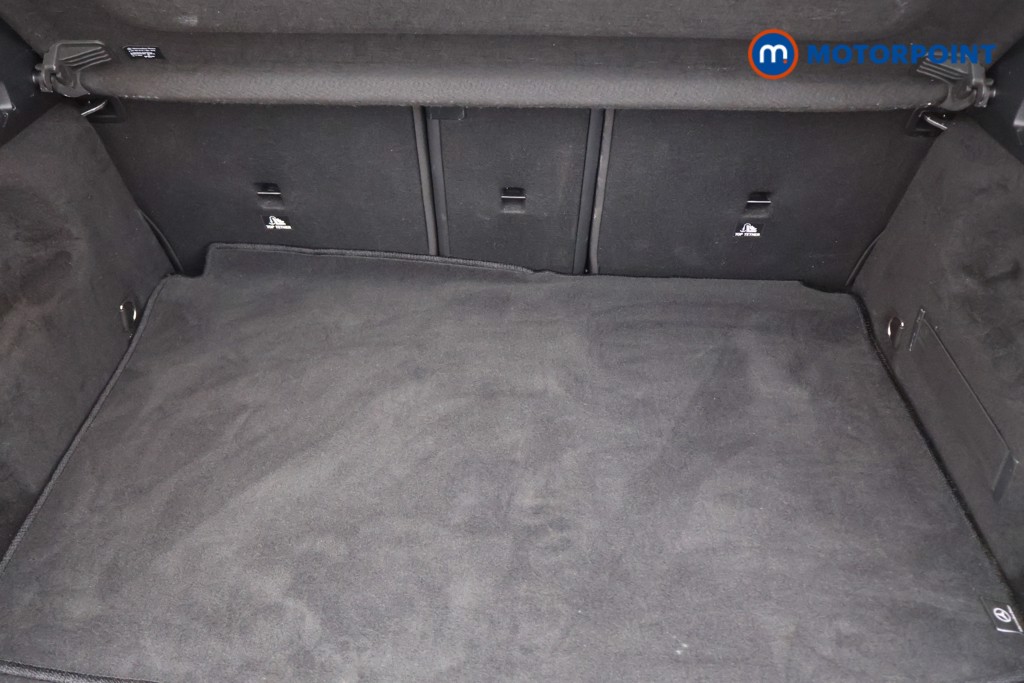 Mercedes-Benz GLA Amg Line Automatic Petrol SUV - Stock Number (1581848) - 11th supplementary image