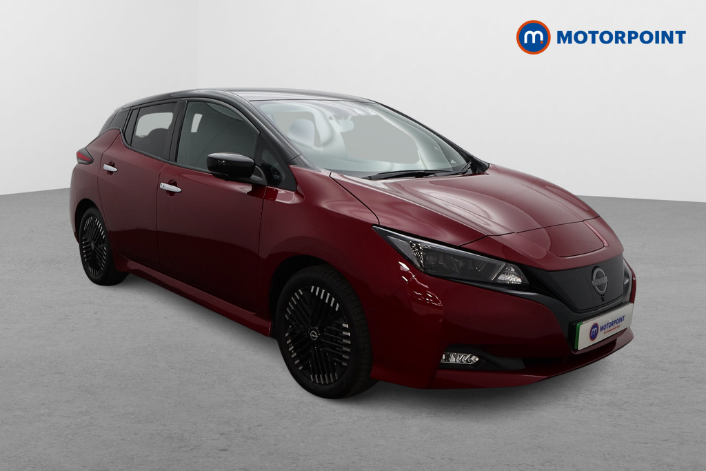 Nissan Leaf Tekna Automatic Electric Hatchback - Stock Number (1582096) - Drivers side front corner
