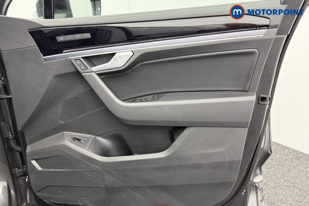 Volkswagen Touareg Black Edition Automatic Diesel SUV - Stock Number (1582263) - 22nd supplementary image