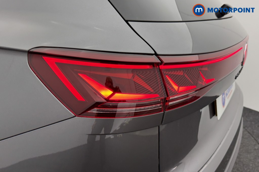 Volkswagen Touareg Black Edition Automatic Diesel SUV - Stock Number (1582263) - 34th supplementary image