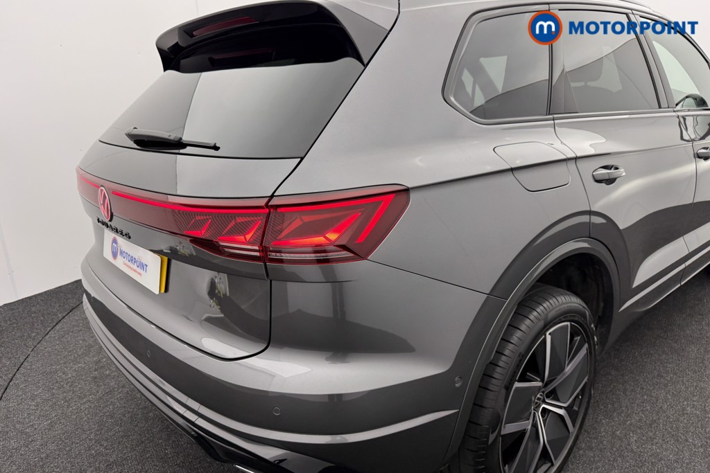 Volkswagen Touareg Black Edition Automatic Diesel SUV - Stock Number (1582263) - 35th supplementary image