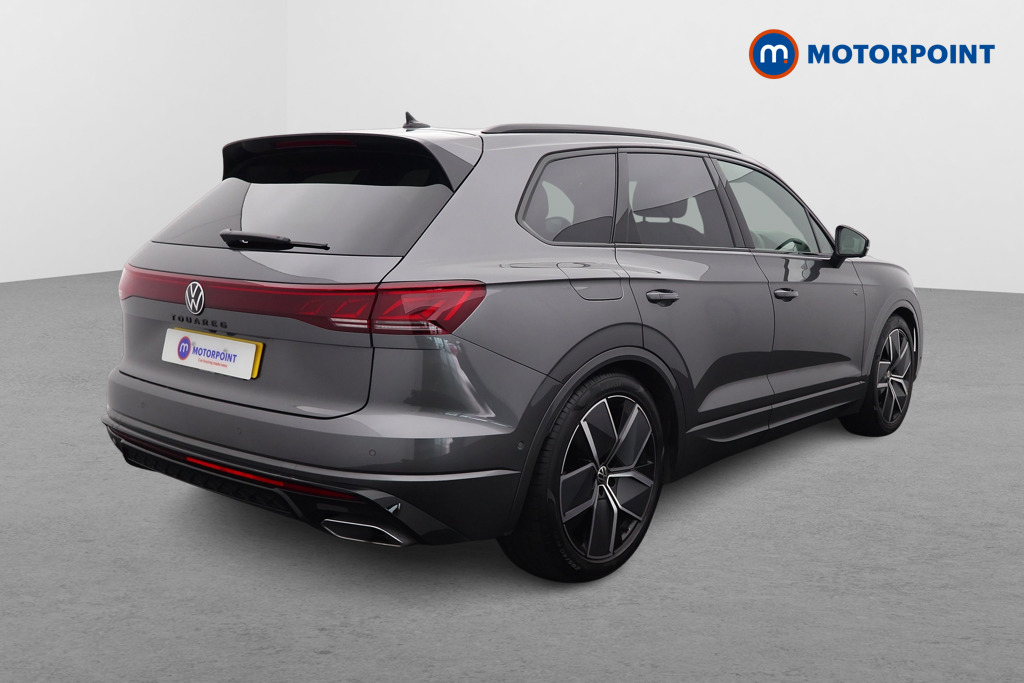 Volkswagen Touareg Black Edition Automatic Diesel SUV - Stock Number (1582263) - Drivers side rear corner