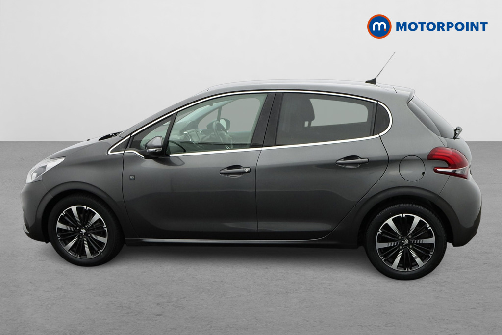 Peugeot 208 Tech Edition Manual Petrol Hatchback - Stock Number (1582342) - Passenger side